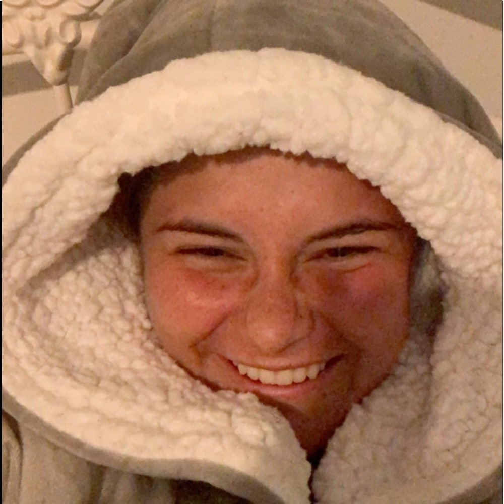 Meet your Posher, Addy